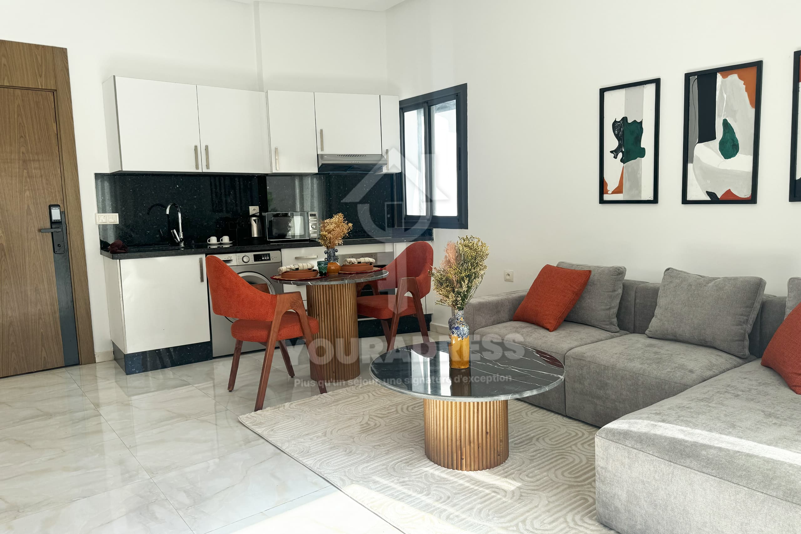 Appartement à Louer à Casablanca avec Terrasse – Confort & Intimité
